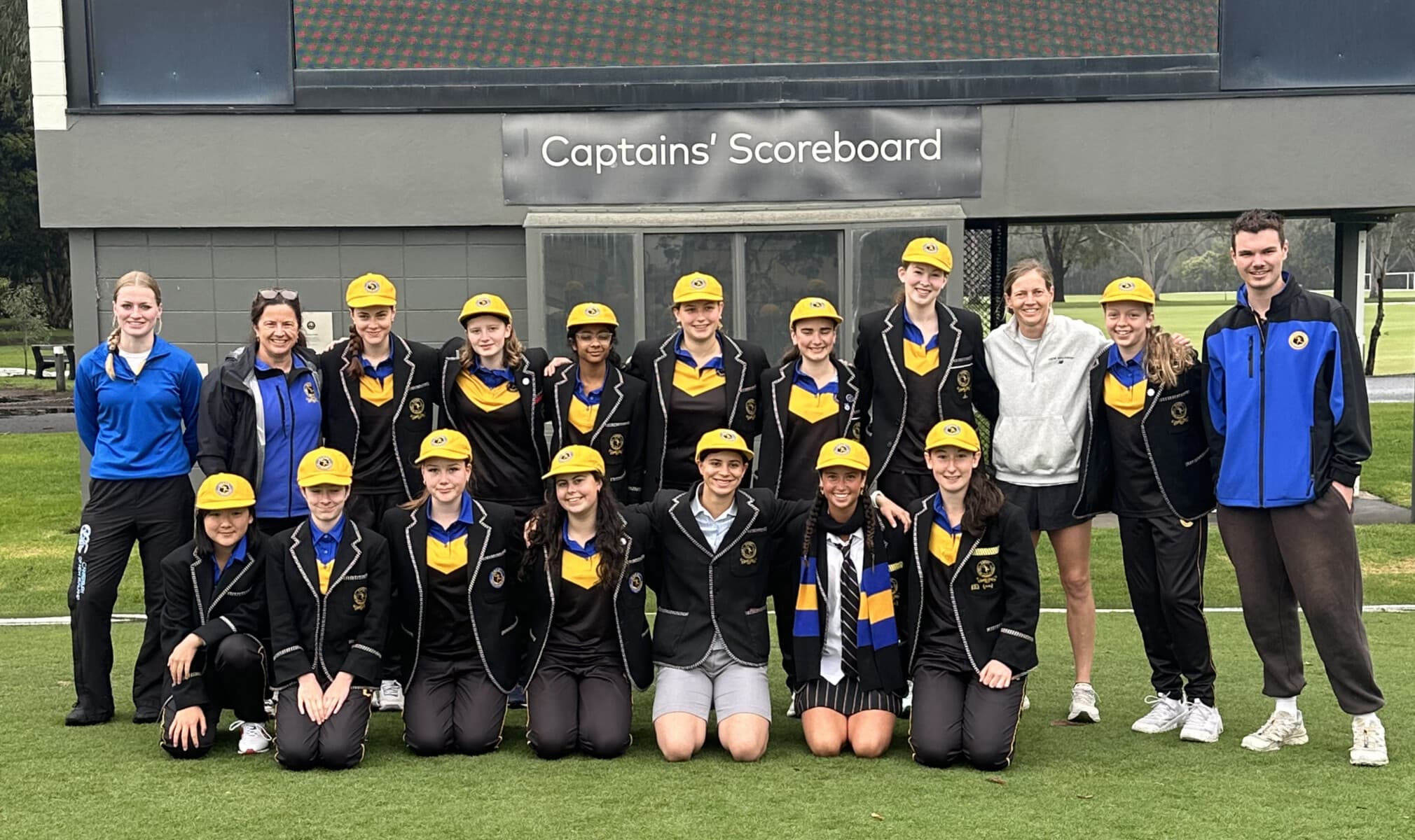 The first APS/AGSV Girls First XI Cricket Team.