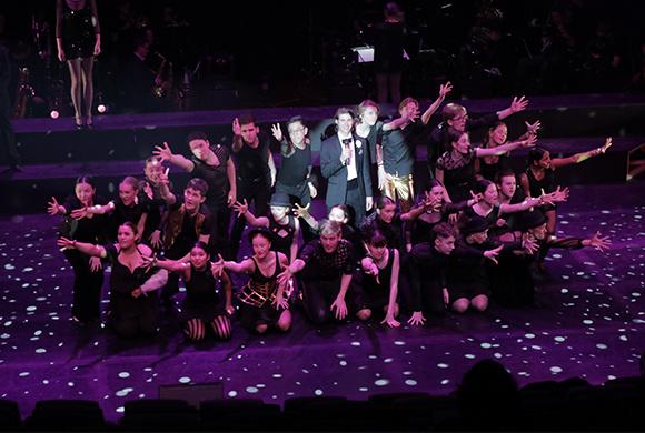 'A musical so fun it should be criminal!': A student review of the Senior School Musical, Chicago.