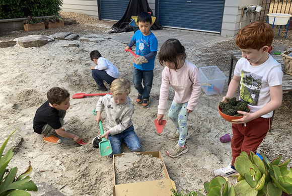 Cross-age and Iso Early Learning Centre