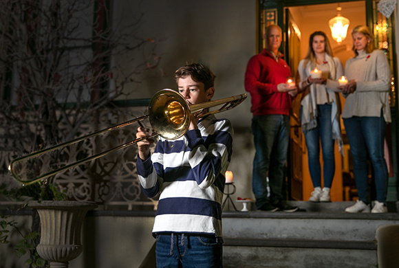 Connecting, expressing and creating through the arts