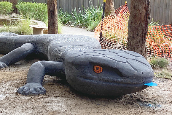 A blue-tongued lizard for 25 years of Donvale ELC