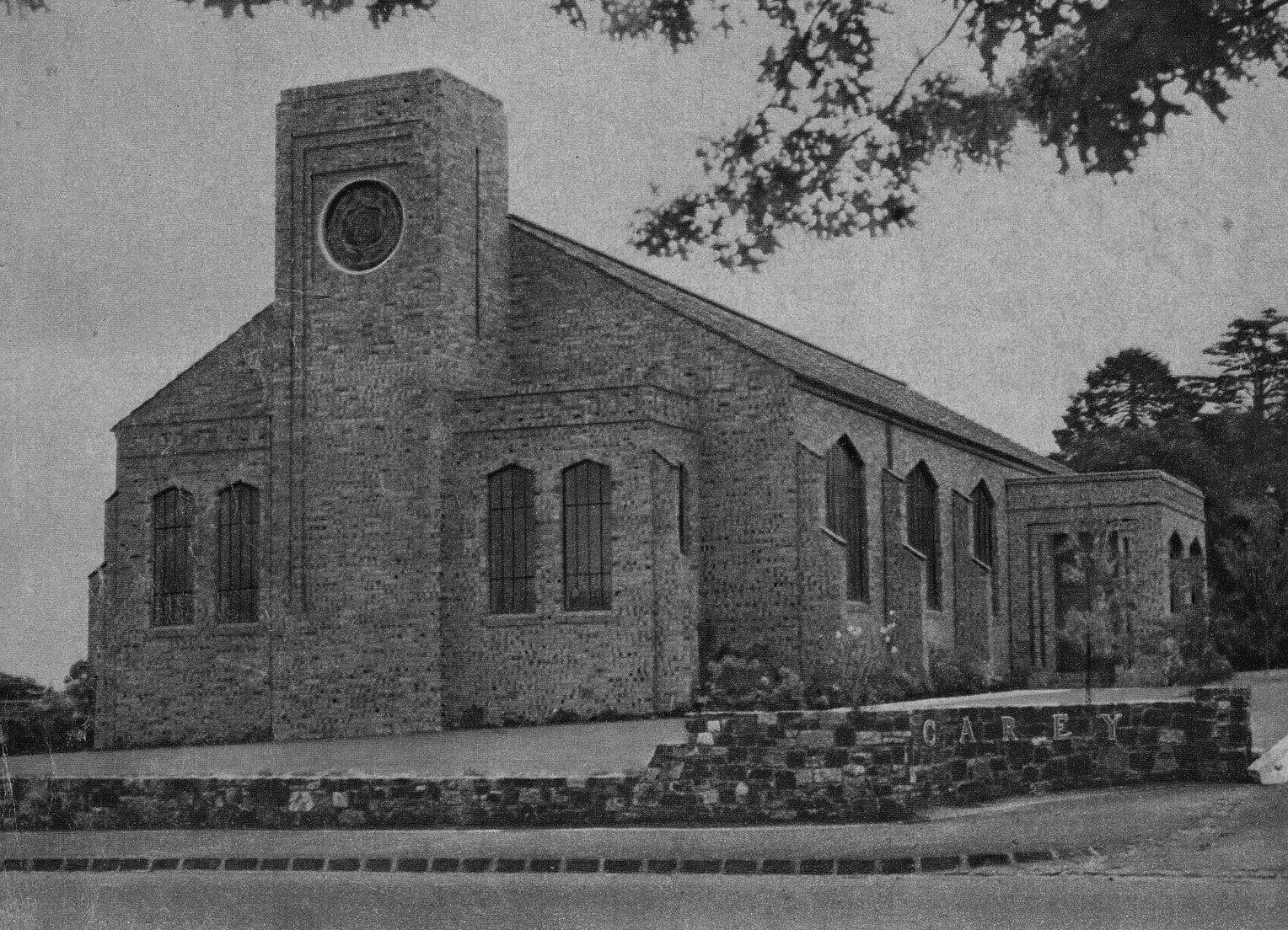 Memorial Great Hall opened in honour of alumni who served and died in the Second World War